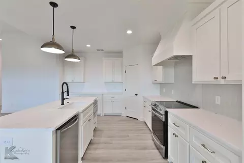 6617 Windmill Grass Ln, Abilene, TX 79606
