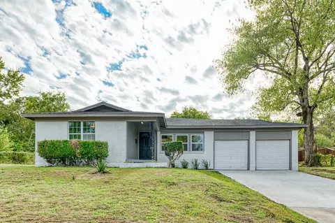 6413 Ridgecrest Cir, Lake Worth, TX 76135