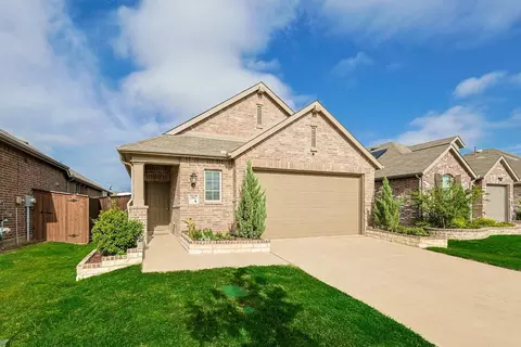 3947 Chesapeake Ln, Heartland, TX 75126