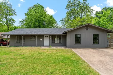 2020 Kyle Dr, Paris, TX 75460