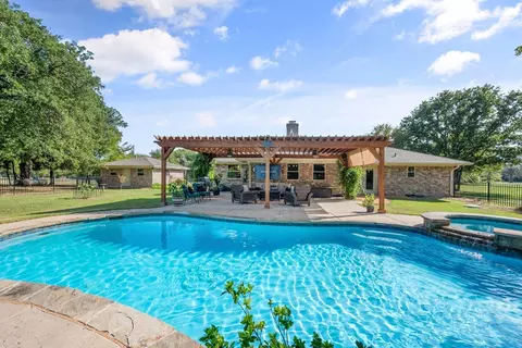 195 Caddo Trl, Corsicana, TX 75109