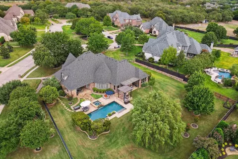 2421 Southern Hills Ct, Keller, TX 76248