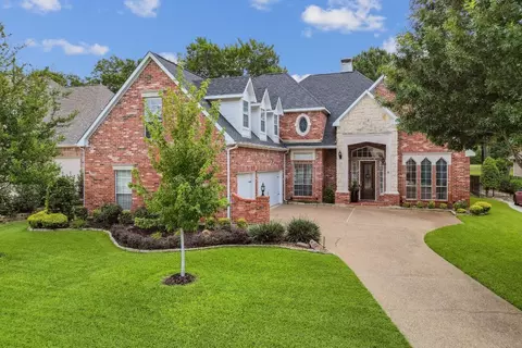 7010 Calm Meadow Ct, Garland, TX 75044