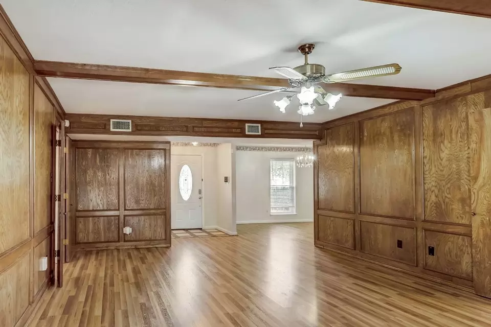  606 Reinosa Dr, Garland, TX 75043 photo 7