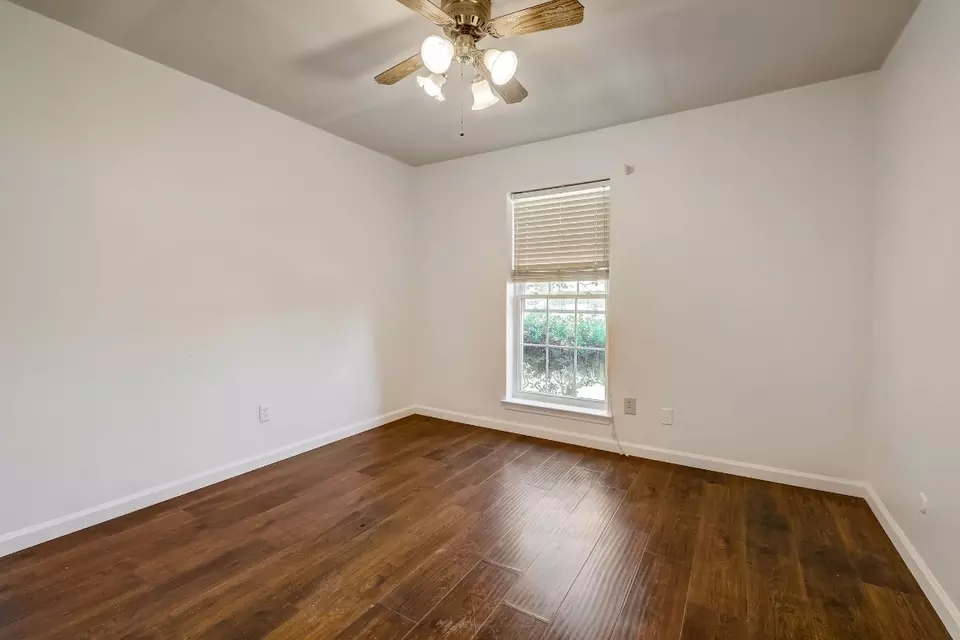  606 Reinosa Dr, Garland, TX 75043 photo 28