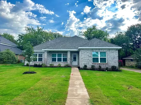 938 Starlight Dr, Sherman, TX 75090
