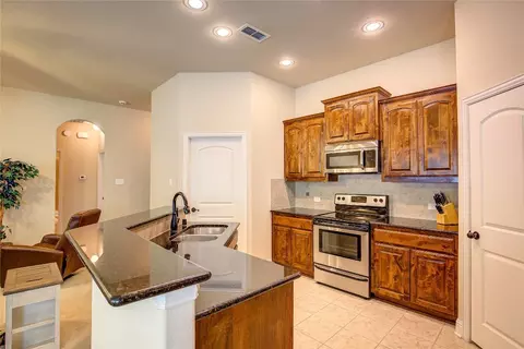 11610 Joyce Ln, Greenville, TX 75402