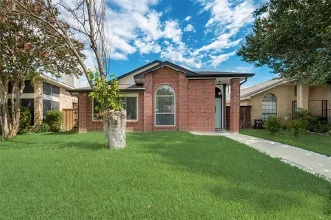 2755 Oak Bend Ln, Dallas, TX 75227