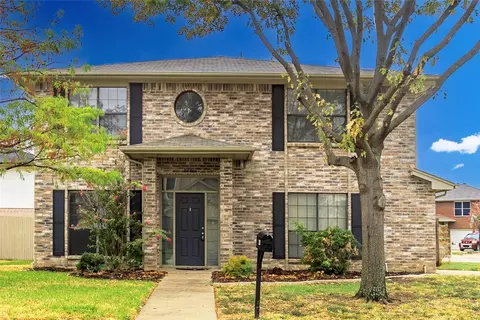 8441 Ruthette Dr, North Richland Hills, TX 76182