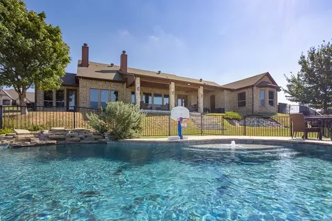 12800 Bella Vita Dr, Fort Worth, TX 76126