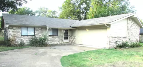 2611 Linda Dr, Ennis, TX 75119
