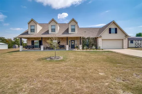 1100 Rolling Meadow Dr, Lavon, TX 75166