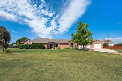 5061 Hidden Lake Trl, Midlothian, TX 76065