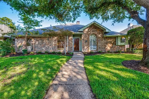 9014 Silverdollar Trl, Irving, TX 75063