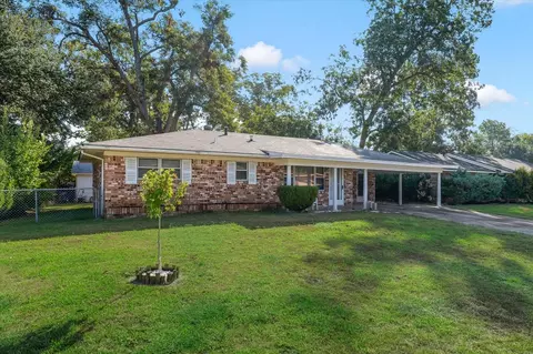 1611 Success St, Bossier City, LA 71112