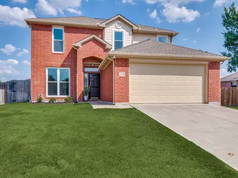 216 Elm Ln, Little Elm, TX 75068