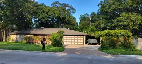 549 Forrest Ln, Corsicana, TX 75110