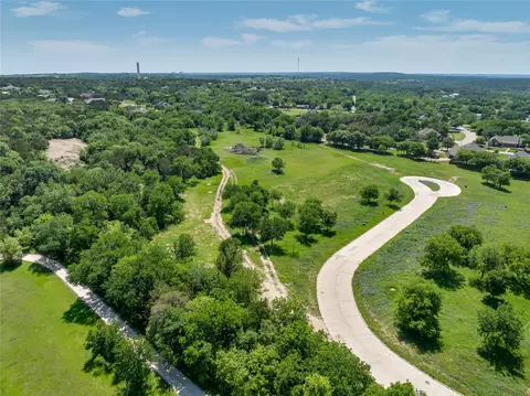125 Dove Meadow Ln, Glen Rose, TX 76043