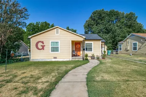 1210 S Maxey St, Sherman, TX 75090