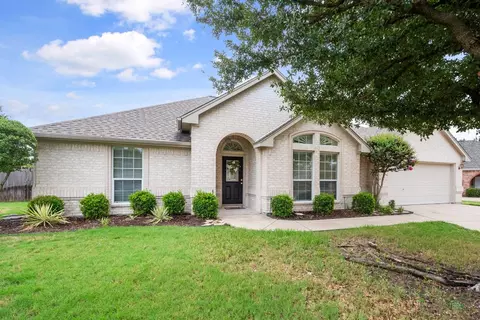 338 Howard Way Dr, Aledo, TX 76008