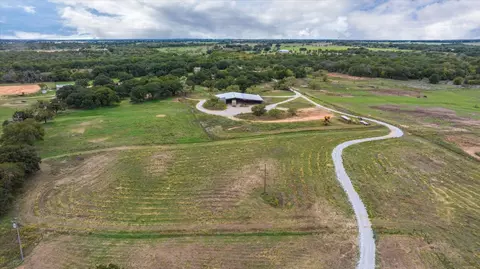492 Cr 458, De Leon, TX 76444