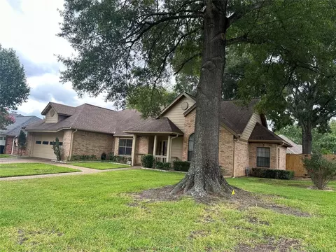 1212 W Rieck Rd, Tyler, TX 75703