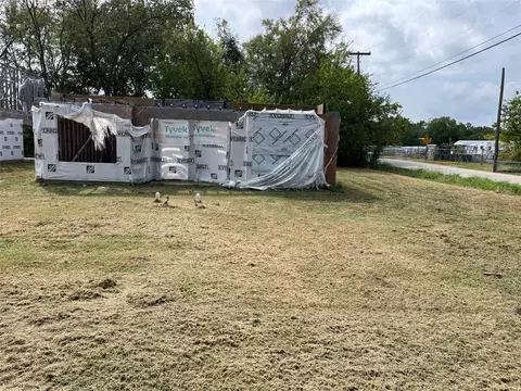 600-610 Sycamore St, Paris, TX 75460