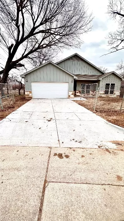 3800 Cardinal Rdg, Forest Hill, TX 76119