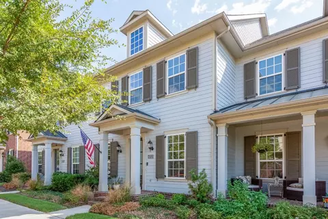 8712 Ice House Dr, North Richland Hills, TX 76180