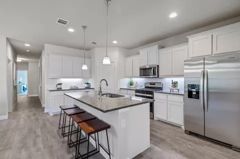 5237 Mountain View Dr, Krum, TX 76249 photo 5