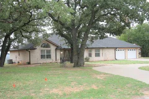 804 NE 9th St, Mineral Wells, TX 76067