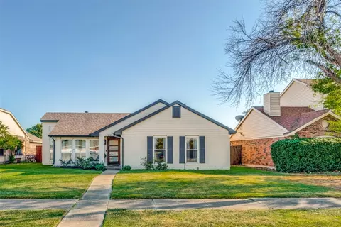 4265 Keys Dr, The Colony, TX 75056
