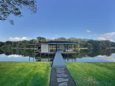 190 1st Oak Dr, Enchanted Oaks, TX 75156
