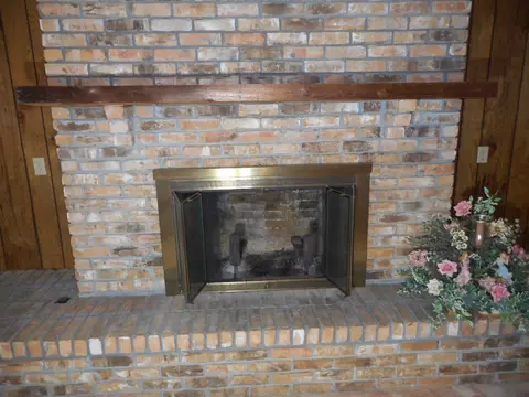 Living - 715 E Mary Lee, Plain Dealing, LA 71064 photo 7 of 9
