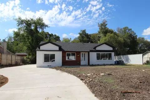 2435 S Llewellyn Ave, Dallas, TX 75224