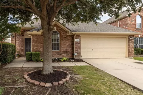 7212 Welshman Dr, Fort Worth, TX 76137