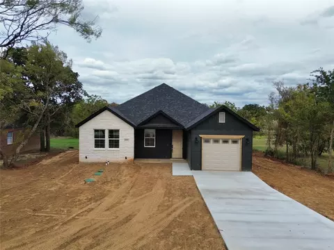 6007 Collins Ct, Granbury, TX 76048
