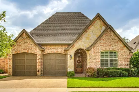 716 Silver Lake Dr, Keller, TX 76248