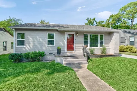 610 N Ricketts St, Sherman, TX 75092