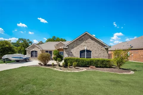 358 Cascade Dr, Red Oak, TX 75154