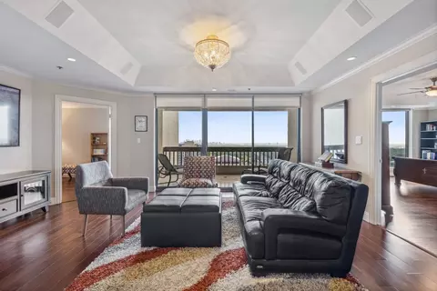 5909 Luther Ln #2105, Dallas, TX 75225
