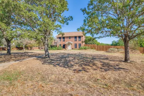 835 Hyatt Dr, Copper Canyon, TX 75077