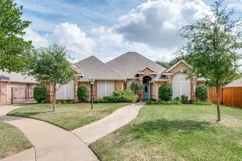 1500 Forest Meadows Ct, Bedford, TX 76021