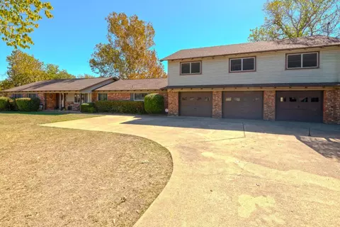 6217 S Ridge Rd, Fort Worth, TX 76135