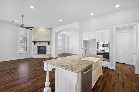 1208 5th St, Argyle, TX 76226 photo 6