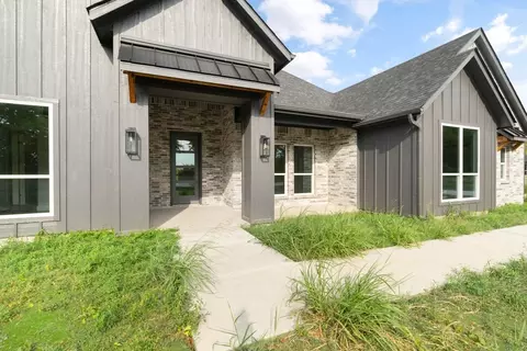 405 County Road 4945, Leonard, TX 75452 photo 4