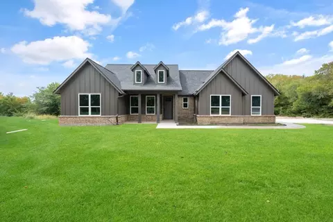 449 County Road 4945, Leonard, TX 75452