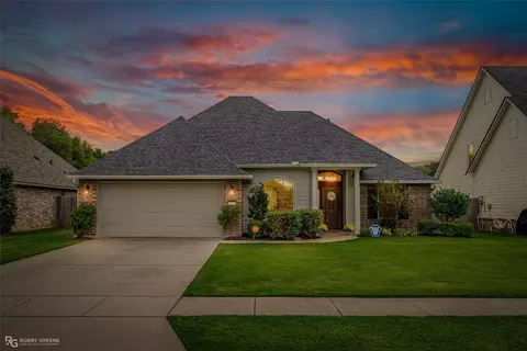 2399 Tallgrass Cir, Bossier City, LA 71111