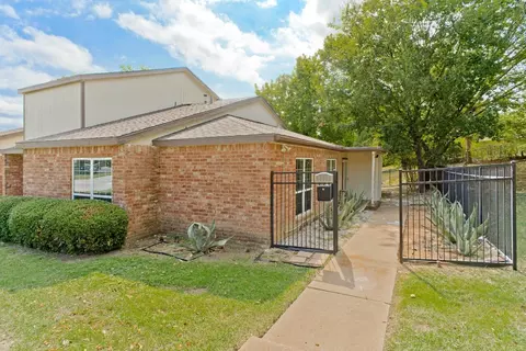8831 N Normandale St, Fort Worth, TX 76116