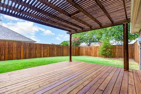 1323 Silver Maple Dr, Carrollton, TX 75007